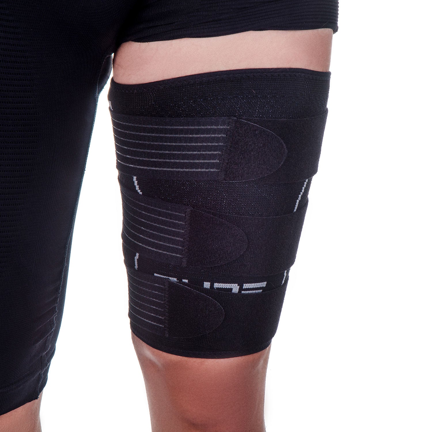  Thigh Compression Sleeves (Pair), Unisex, Hamstring Compression  Sleeve for Quad & Groin Pain Relief & Recovery, Thigh Brace & Wrap Great  for Running Sports & Injury, Upper Leg Sleeves Black XL 